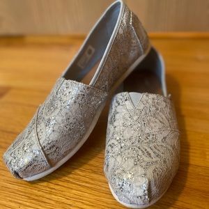 Toms Lace Shoes
